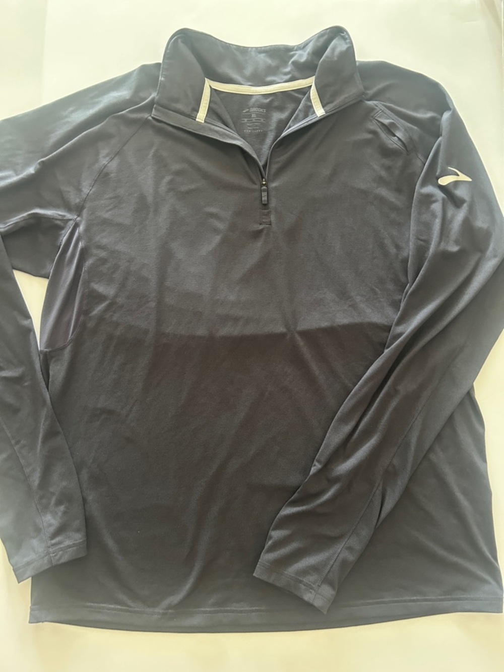 Brooks Charcoal Grey Men's Long-Sleeve Quarter-Zip Performance Top